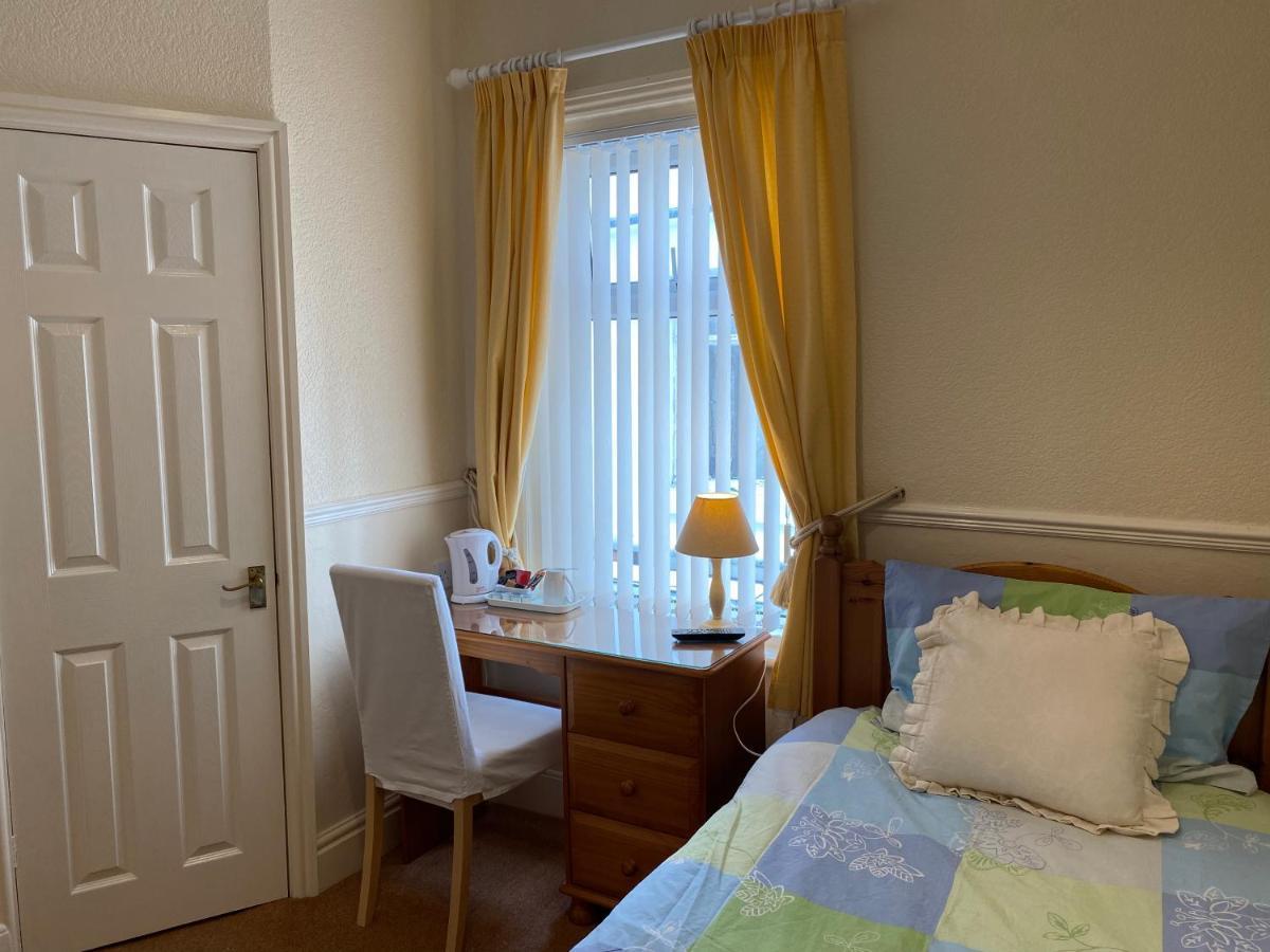 Hotel The Laurels à Blackpool Extérieur photo