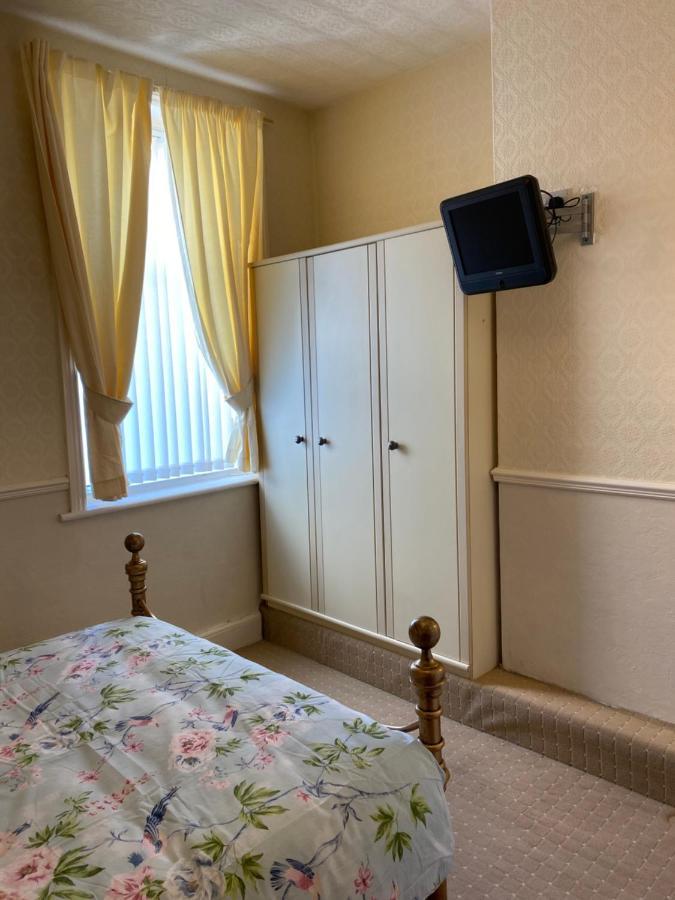 Hotel The Laurels à Blackpool Extérieur photo